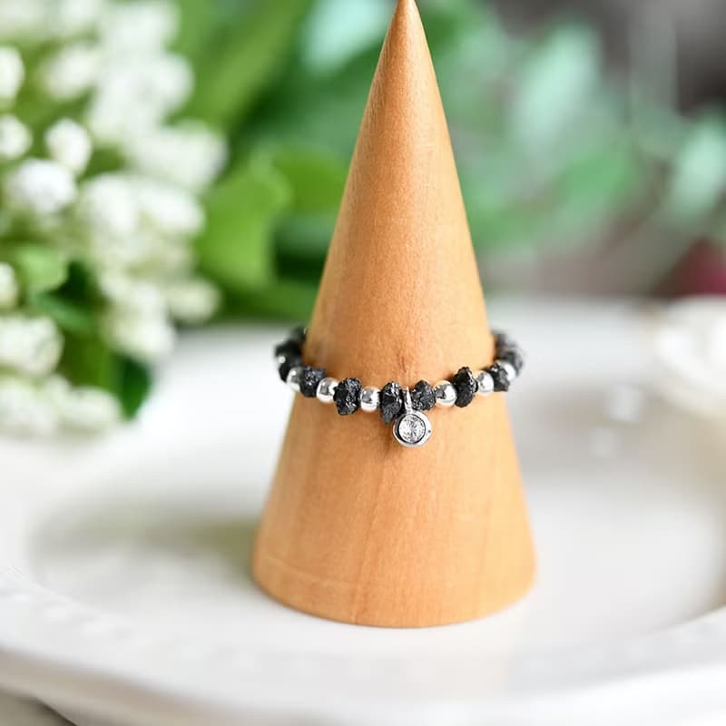 オリジナルデザイン 永遠不変 ブラックダイヤモンドとシルバービーズのリング ピンキーリング 4月誕生石