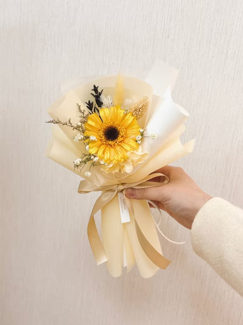 【畢業花束】索拉向日葵永生花束 畢業季 畢業禮物yuflorist