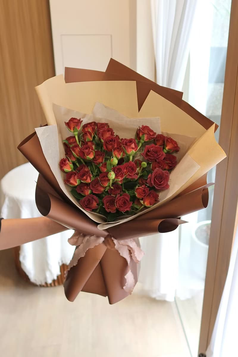 巧克力泡泡花束 復古玫瑰鮮花花禮