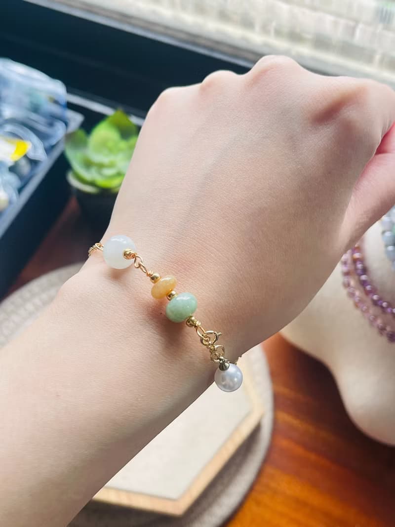 兔寶設計//翡翠手鍊、復古、古著、緬甸翡翠、天然翡翠