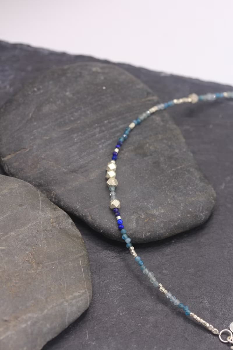 Topaz, lapis lazuli and silver beads bracelet with adjustable chain (B0083)
