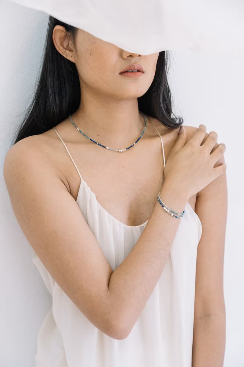 Topaz, lapis lazuli and silver beads bracelet with adjustable chain (B0083)