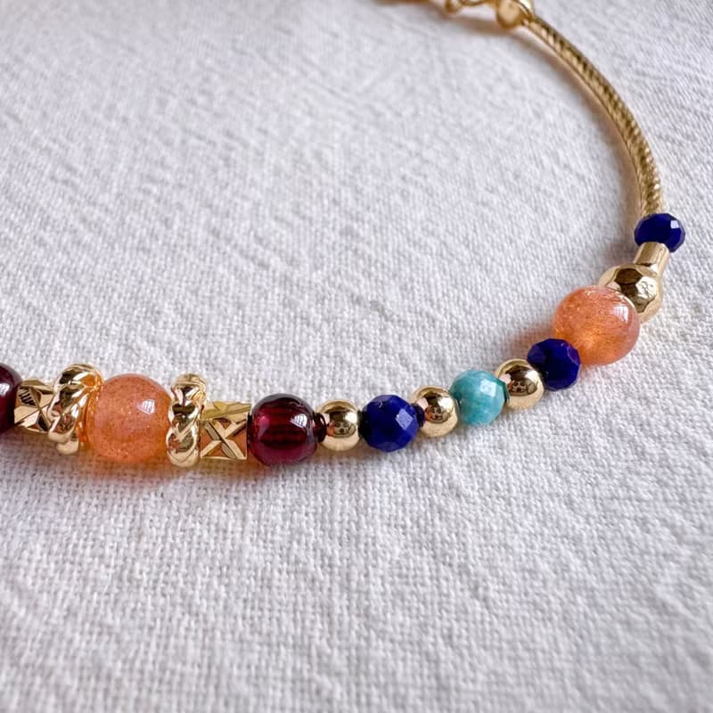 橙月亮石 青金石 石榴石 磷灰石 | 平衡身心靈 | 手鍊手環