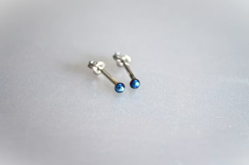 Titanium　pierced earrings・チタンピアス2粒・=P・B=１６G
