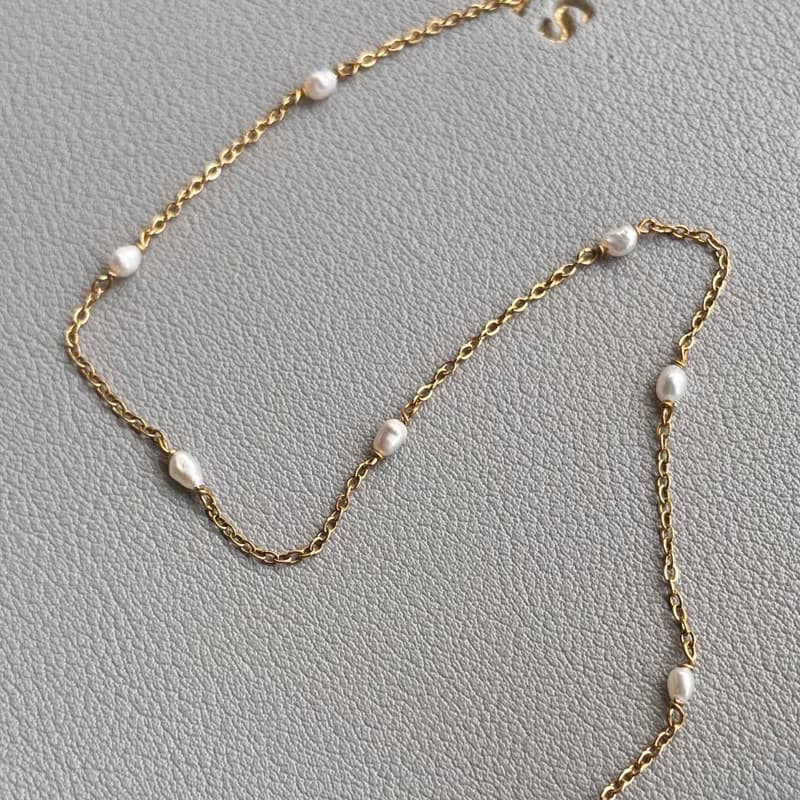 可愛い 小粒 パール 華奢 ネックレス 金属アレルギー対応/淡水パール/サージカルステンレス　珍珠　14k 项链　防過敏　珍珠项链　珍珠項鍊