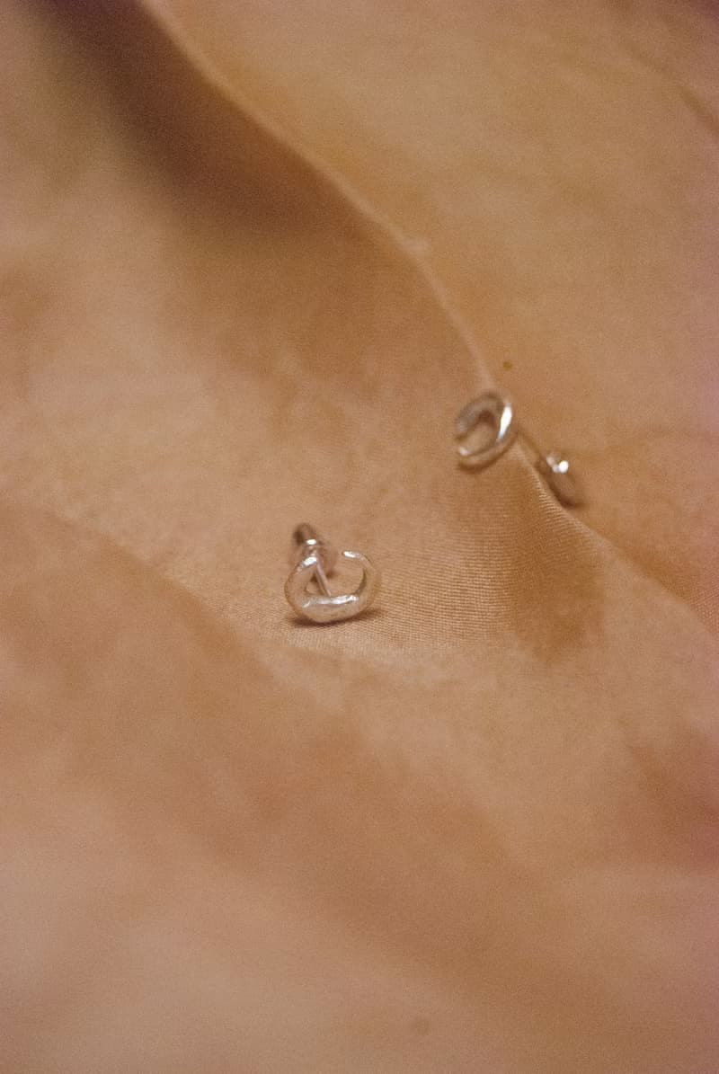 月/ 耳飾