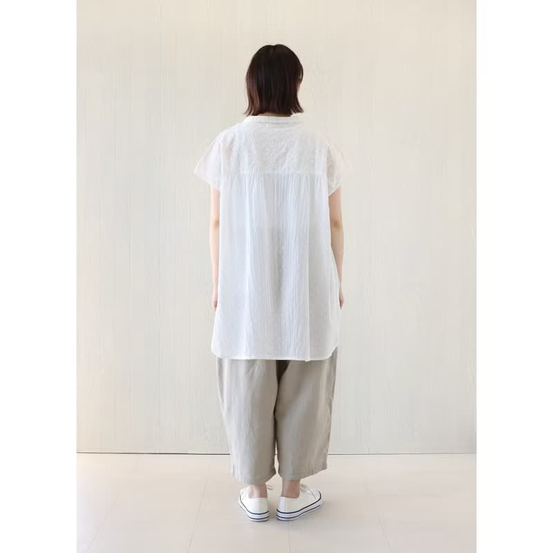 【預訂】印度製 小清新花朵刺繡襯衫