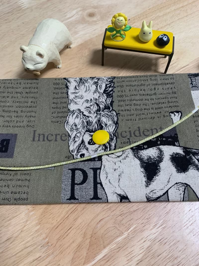 文青風優質萬用存摺袋 霸氣狗仔 大地黃 蛇年 禮物 收納 濕紙巾