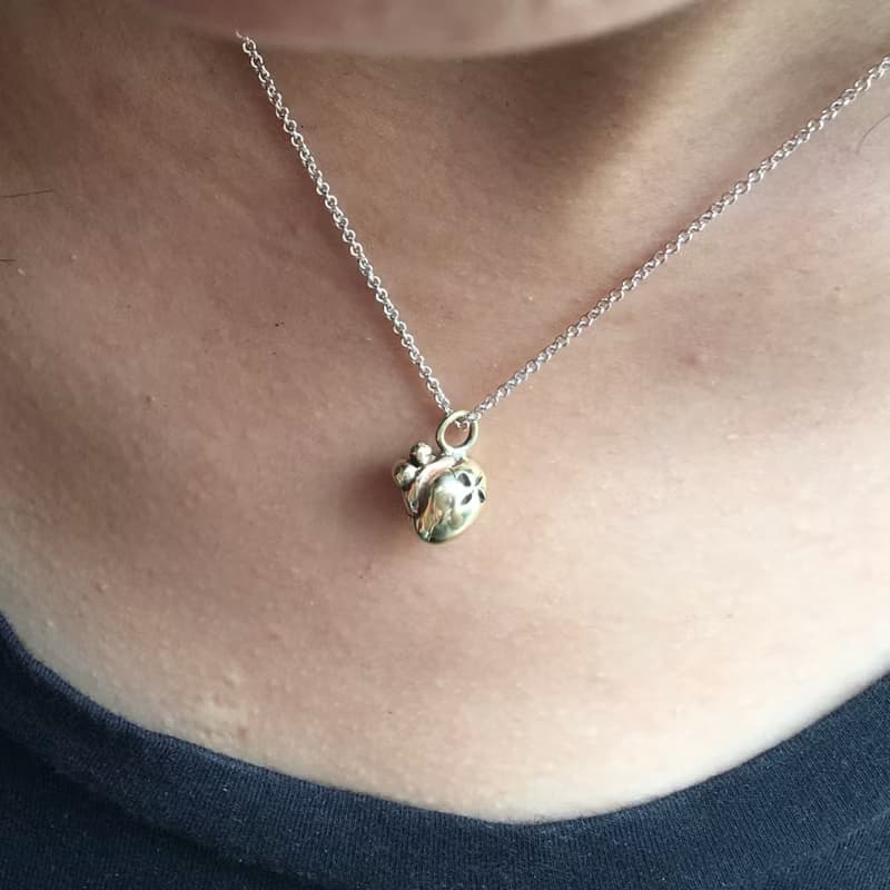 迷你口金包-錢包造型黃銅墜飾搭純銀項鍊,青冶金工手作的詩幸福中