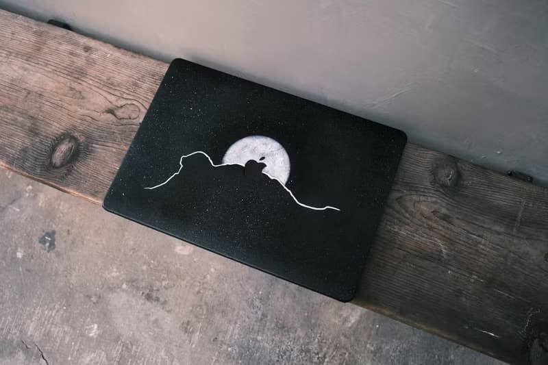 月球下的獅子山  防摔皮革MacBook Case