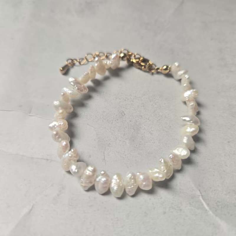 【Japan Handmade】淡水パール ブレスレット　ポテト型　Surgical Stainless　Adjustable Clasp　上品で愛らしい輝き