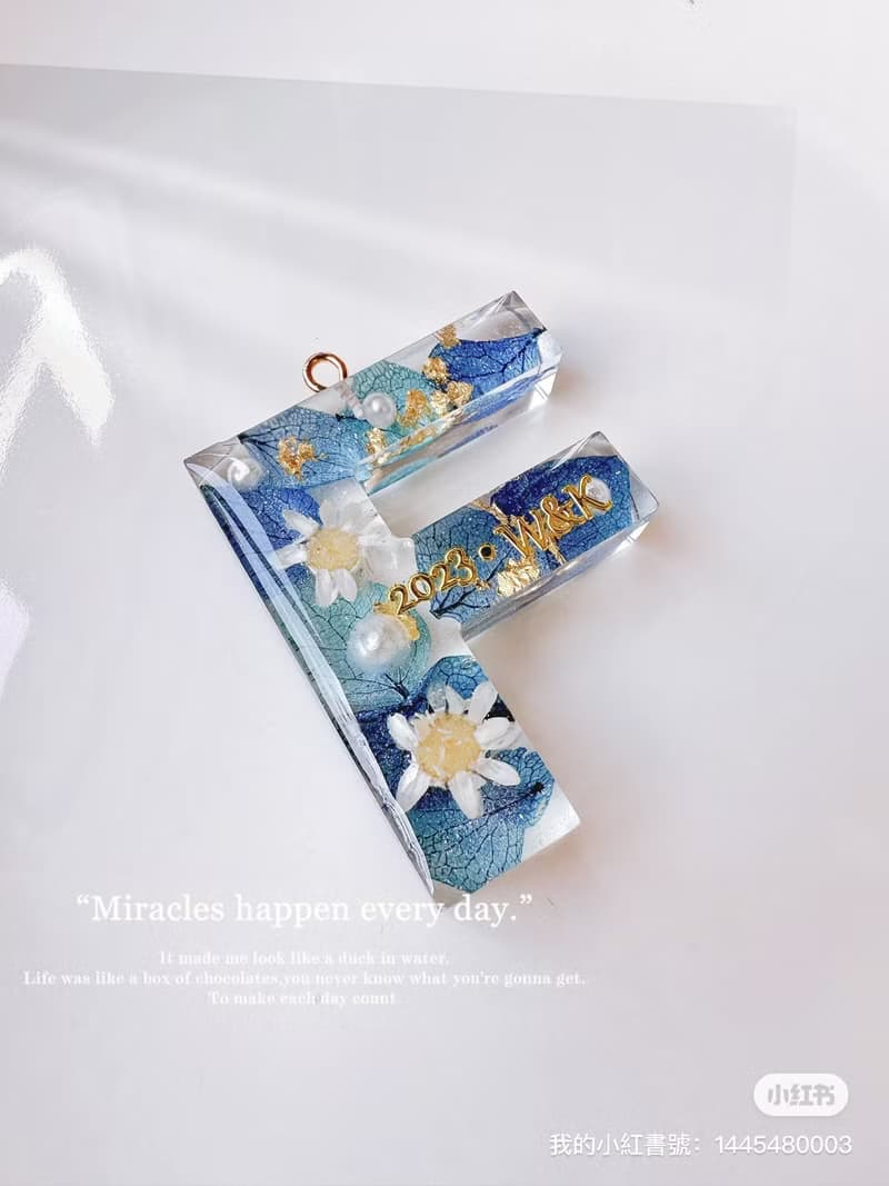 簡愛手作-Resinkeychains 滴膠手作乾燥花吊飾