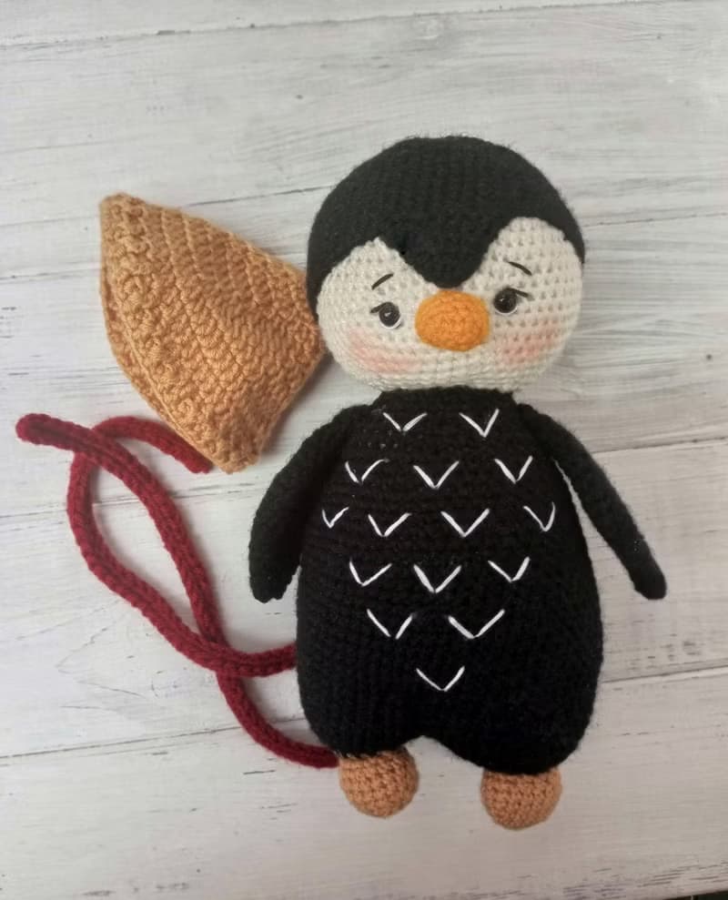 Hand Crochet Funny Penguin Stuffed Toys Animals Knit Amigurumi Gift