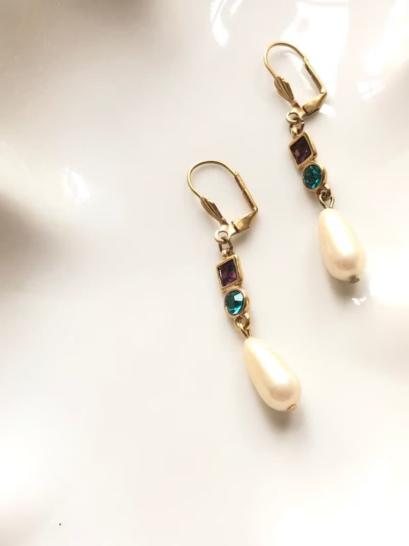 Vintage Teardrop Pearl Gemstone Gold Drop Earrings