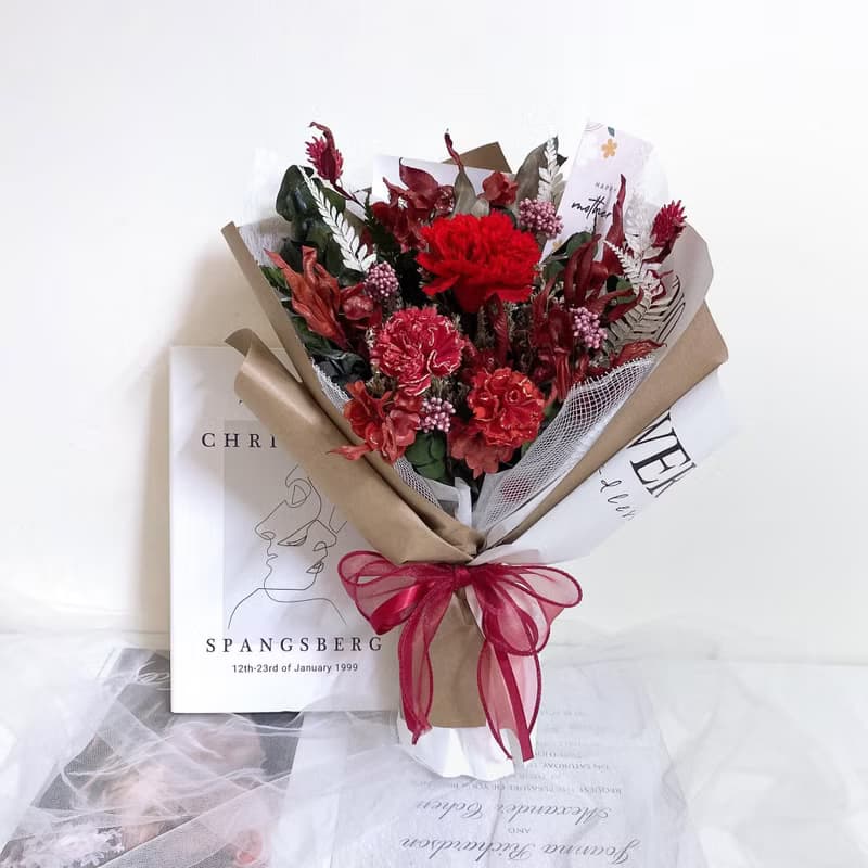 母親節康乃馨花束 永生花設計・母親節花禮推薦