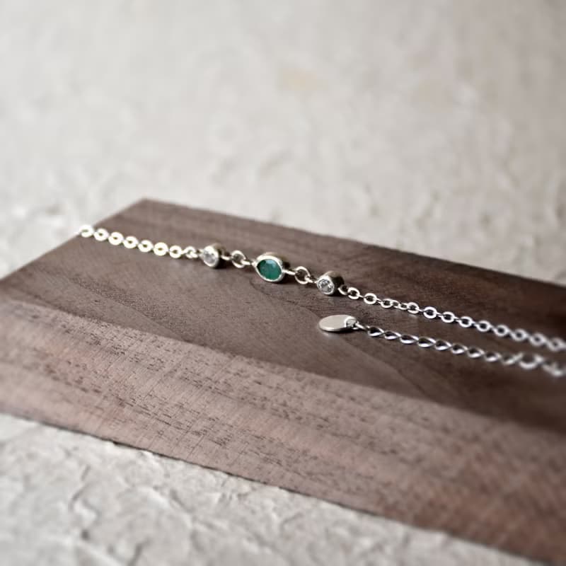手製天然祖母綠石配鋯石925銀手鍊 // 天然寶石 // 五月份生日石