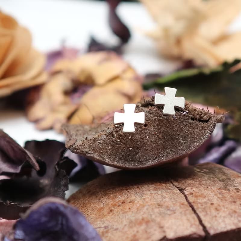 HORIE日本製 純鈦圖案耳環- 珍愛十字(耳針式 ) 等 7款式