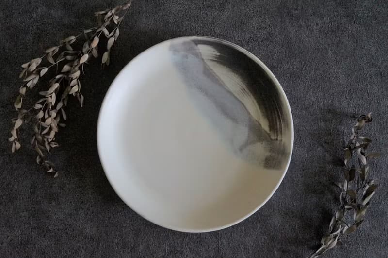 【霧白疊色】大盤(28cm)