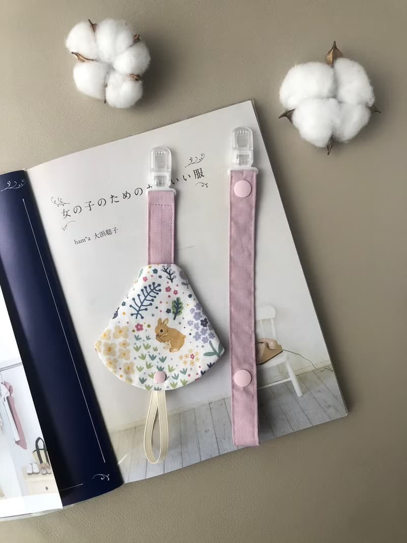 粉紫色兔兔花園  奶嘴鏈 嬰兒彌月禮盒   新生兒禮