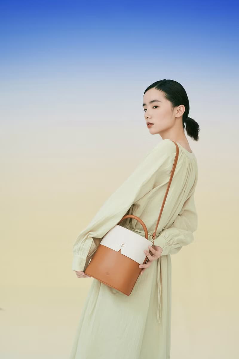 Gaia Bucket Bag 素皮革 水桶包 手提包 側背包 淺棕色 x 米白色