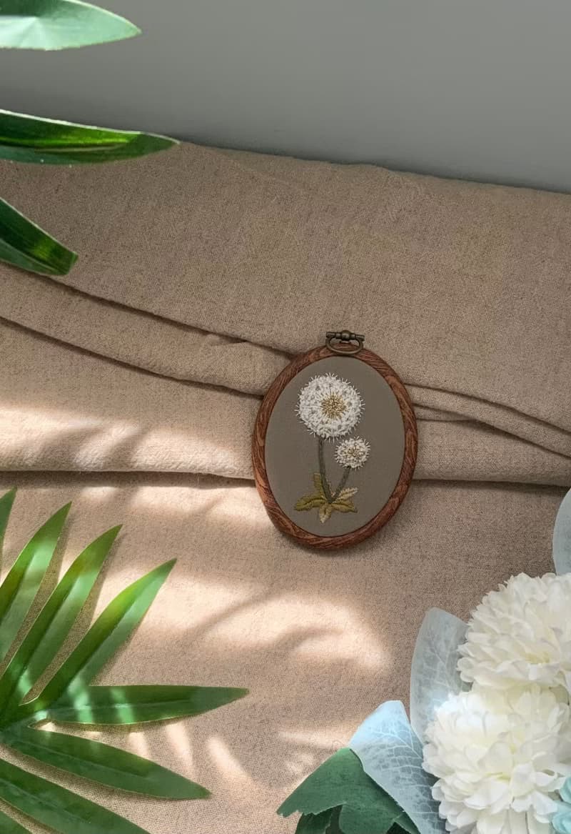 蒲公英小掛框 刺繡手作 /半立體刺繡畫