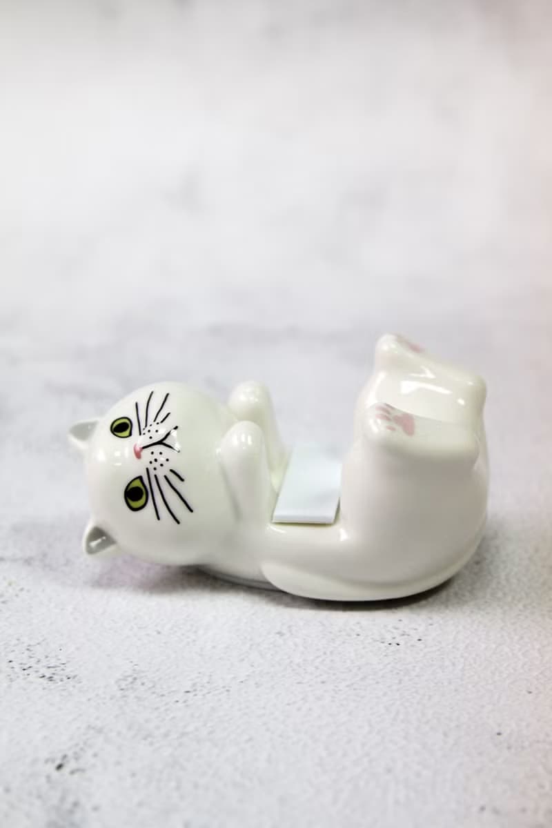 日本Magnets可愛動物系列貓咪造型手機架/手機座-白波斯貓