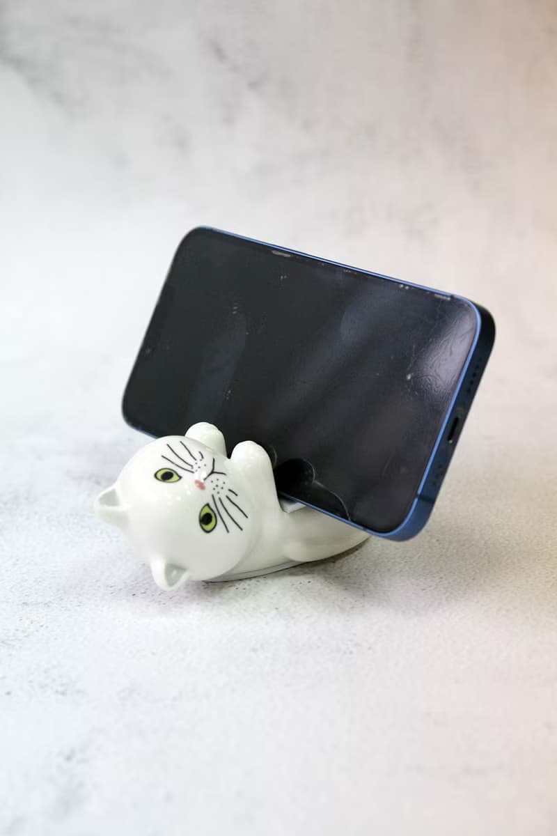 日本Magnets可愛動物系列貓咪造型手機架/手機座-白波斯貓