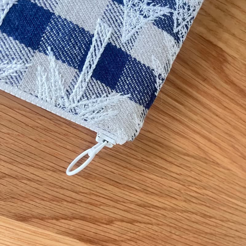 mina perhonen landtheater & choucho ポーチ　森　電子書籍　収納袋　刺繍　リーダー入れ