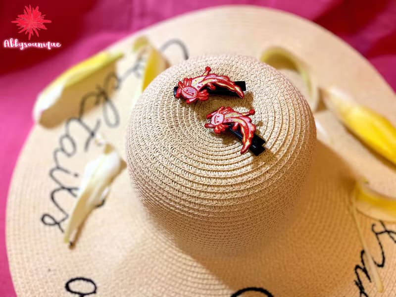 【預購】六角恐龍Hobby刺繡髮夾