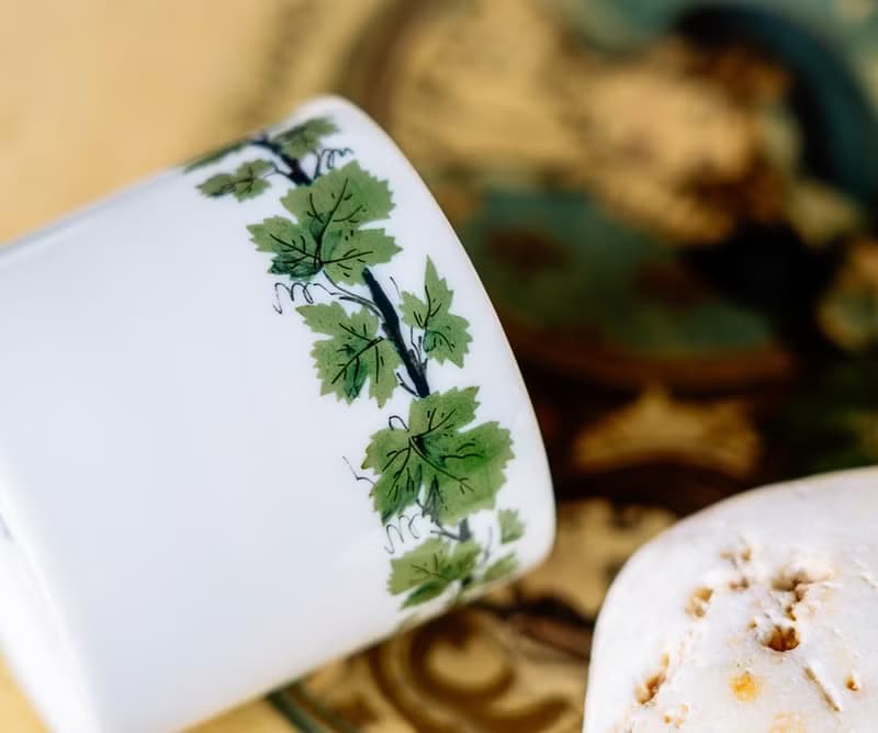 德國麥森Meissen葡萄藤蔓濃縮咖啡杯 - 西洋古董