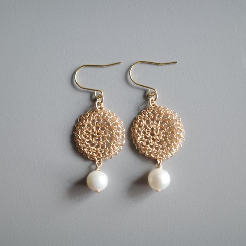 Lace Pearl 金屬蕾絲耳飾　Gold color