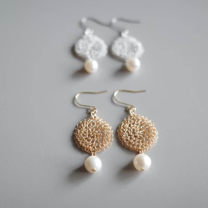 Lace Pearl 金屬蕾絲耳飾　Gold color