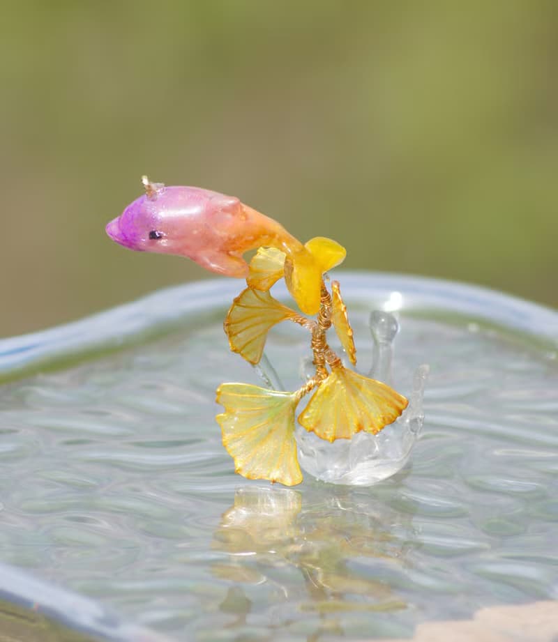 【一躍知秋飛高高】海豚 × 銀杏 不對稱水晶花耳環(售完不補)