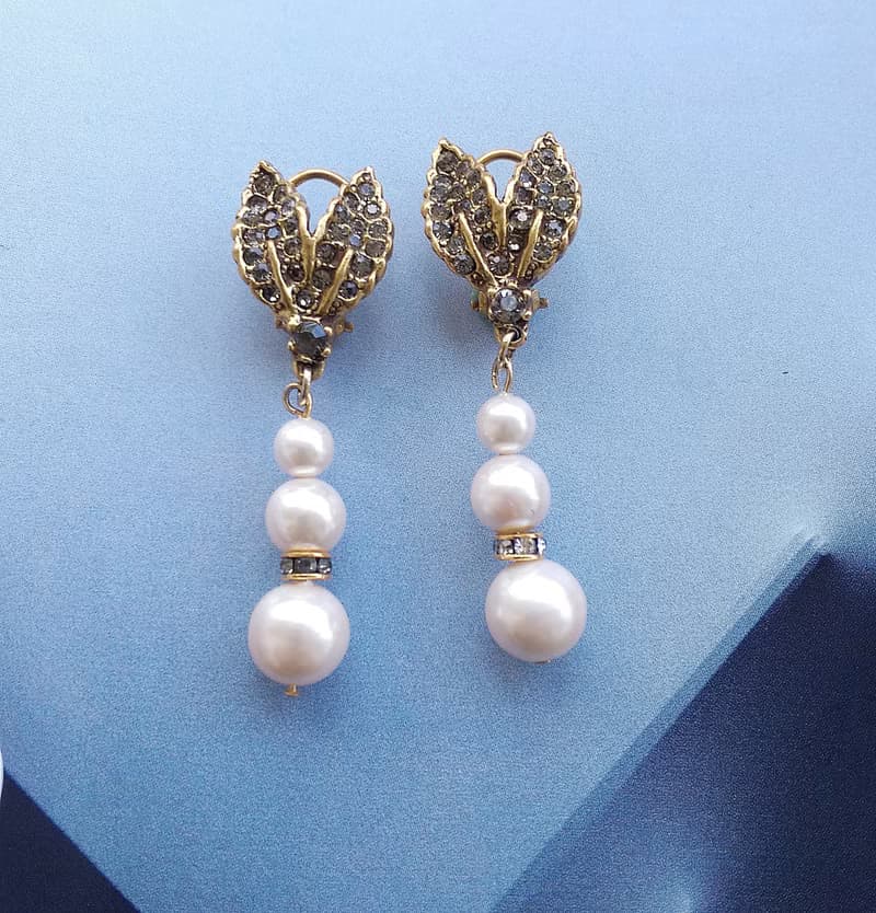 Vintage Jewelry 西洋古董飾品 鑽葉 垂珠 夾式耳環