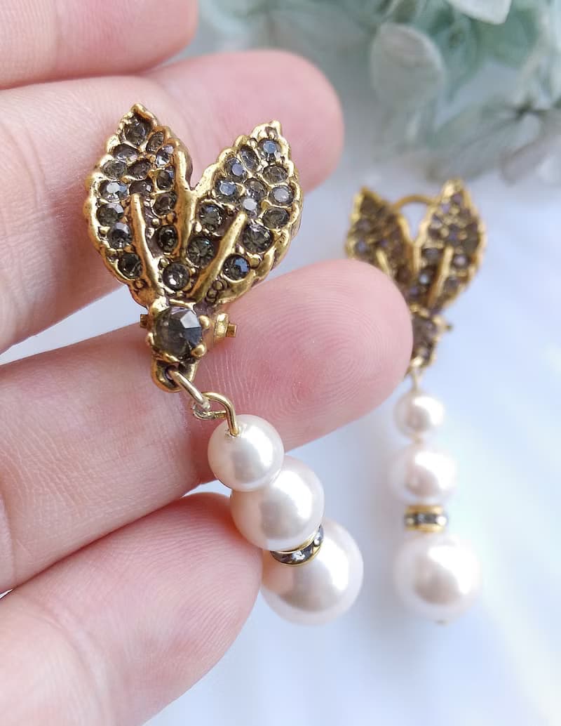 Vintage Jewelry 西洋古董飾品 鑽葉 垂珠 夾式耳環