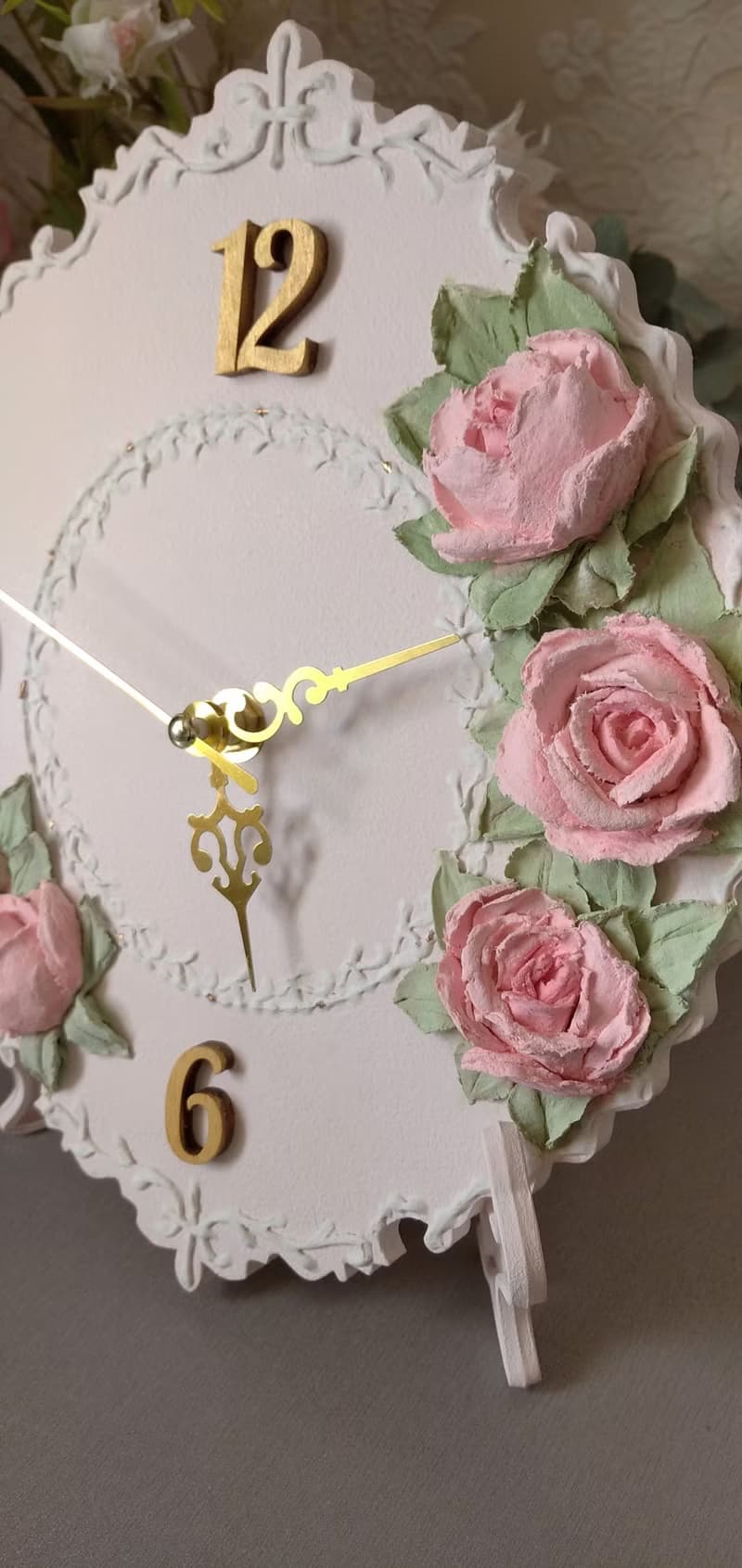 Small pink table clock with pink roses in shabby chic style Silent wall clock