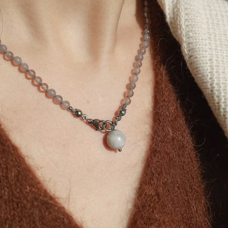 Smoky Musk Grey Agate Necklace