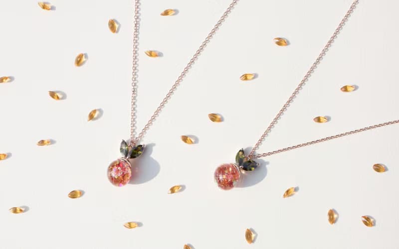 Jeju Tangerine Snowball Necklace