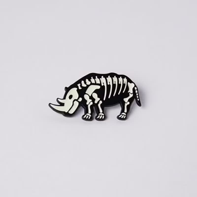 夜光動物徽章－犀牛 Rhino