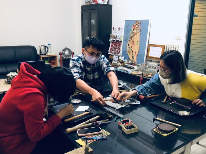 【體驗】金工双人手作│銅在一起紅銅戒+染色B款 │文化幣│台南旅遊