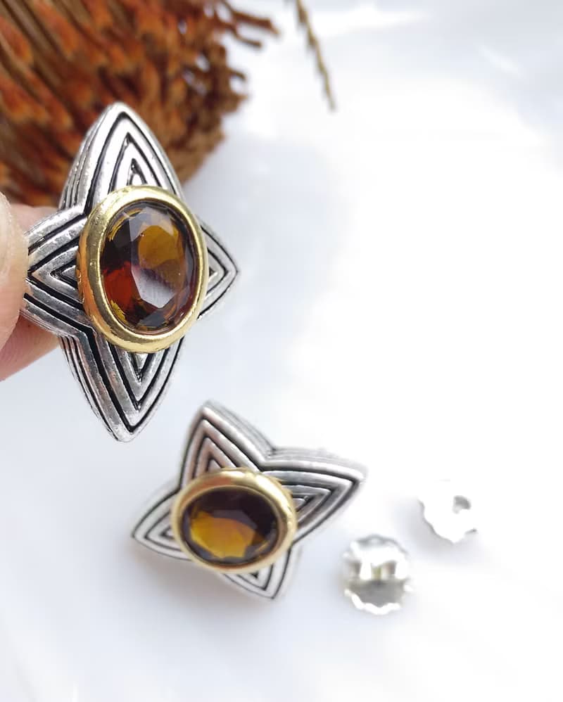 Vintage Jewelry 西洋古董飾品 AVON 立體十字星 冷色調 針式耳環