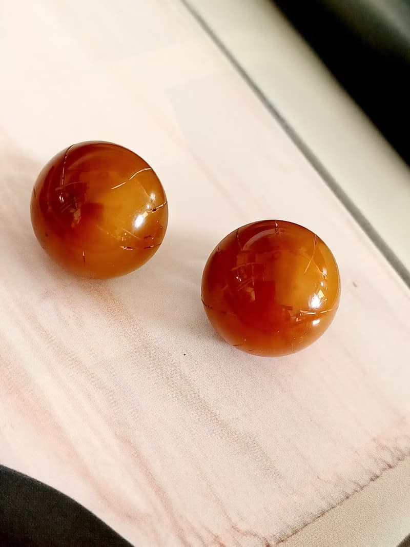 vintage jewelry Trifari 簡約琥珀色半球形 夾式耳環