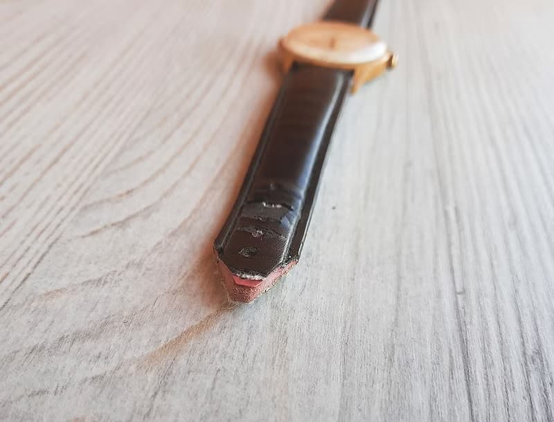 Wostok 2214 mens wrist watch USSR  – Soviet wind up watch Vostok 17 jewels