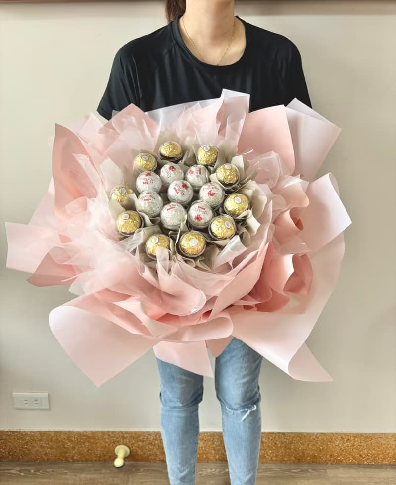 sueing_blossom  巨型金莎花束