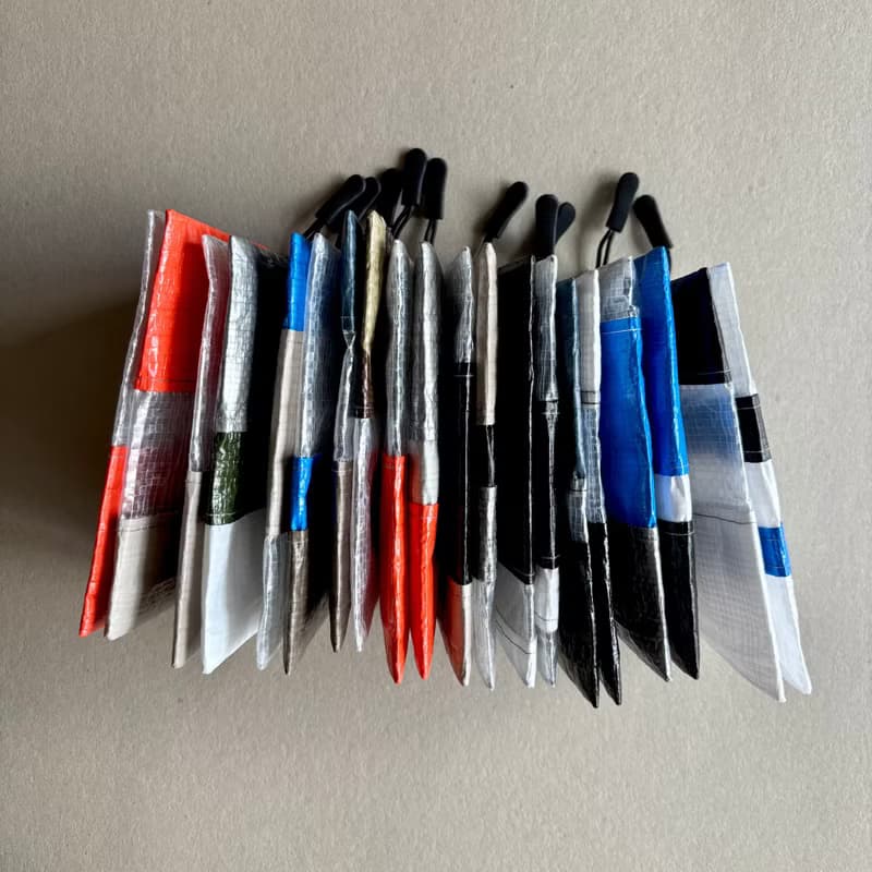 【mini wallet】パッチワーク 3つの収納 超軽量撥水 ポリエチレン ミニウォレット