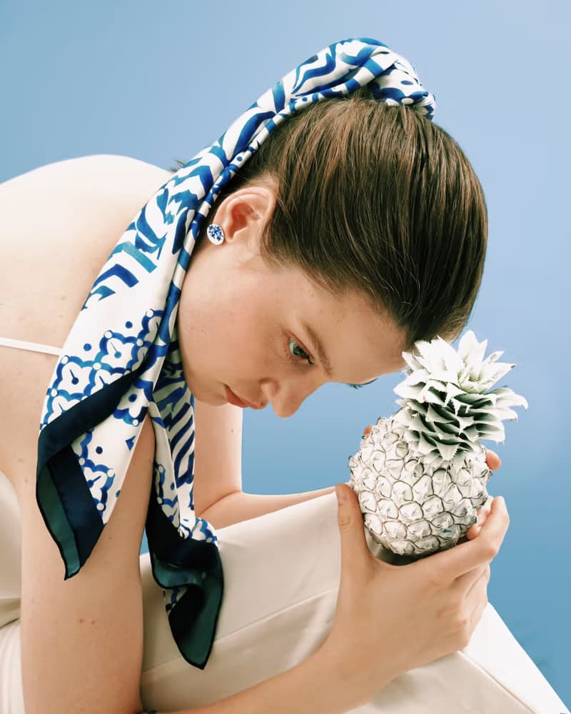 Silk satin scarf - Pineapple Tweak