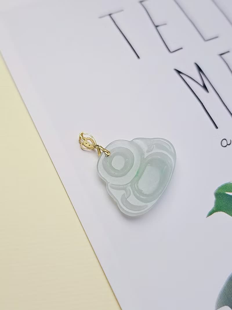招財|18k金冰晴飄翠佛公|緬甸翡翠糯冰晴小佛公18mm18k真鑽吊墜