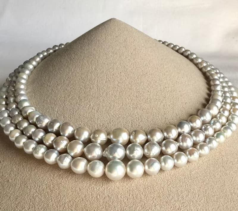 Akoya pearl 3 strand necklace  sea pearl