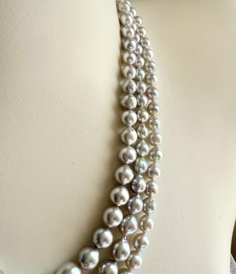 Akoya pearl 3 strand necklace  sea pearl