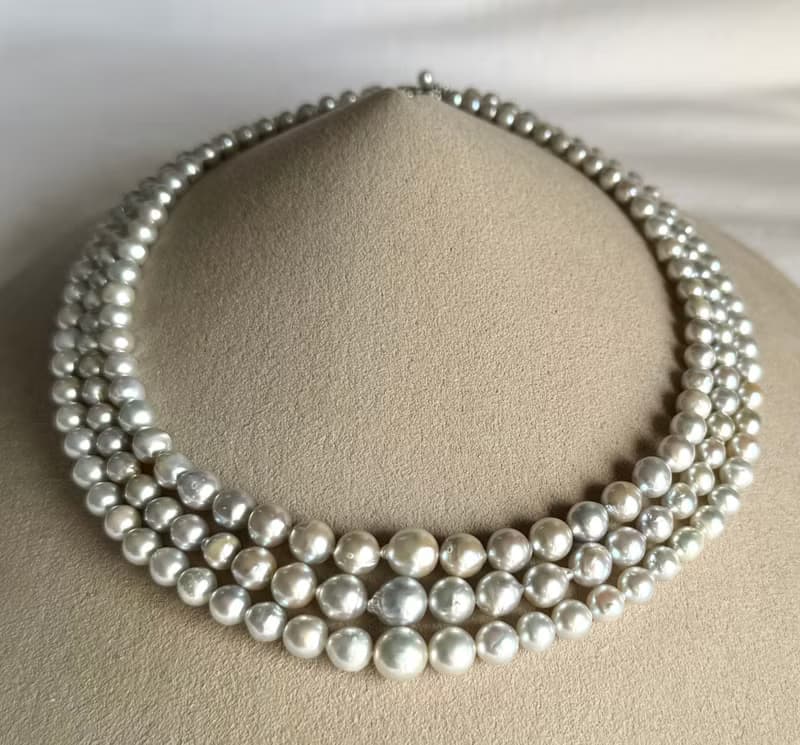 Akoya pearl 3 strand necklace  sea pearl